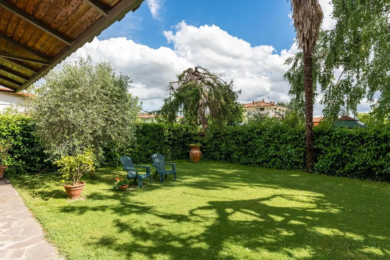 Tea Rose House Apartment Capannori